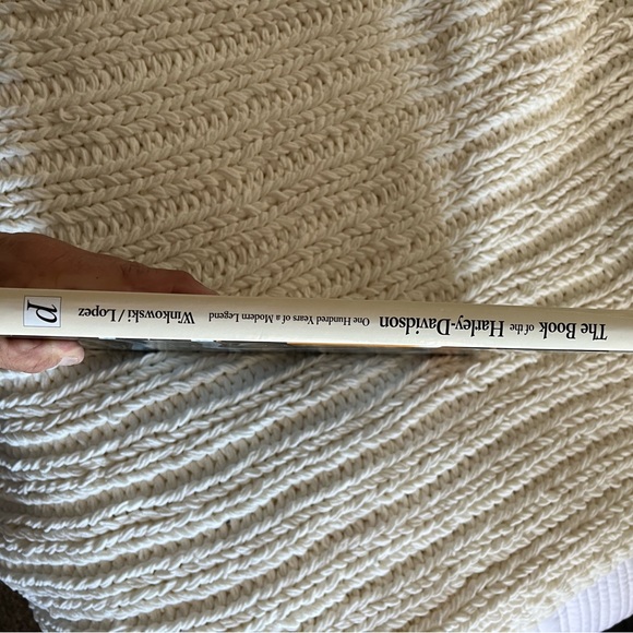 Harley Davidson Hard Cover Book - Picture 6 of 12